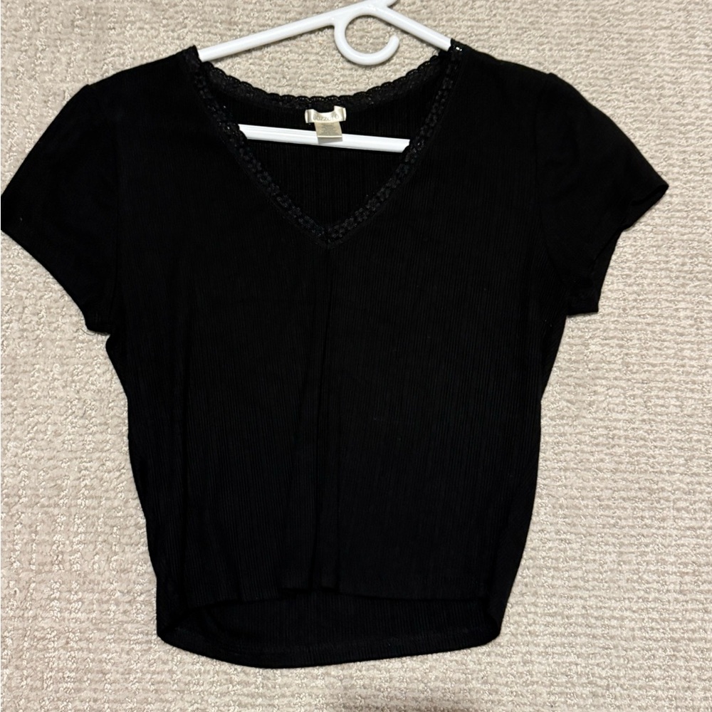 Bozzolo Black Short Sleeve V-Neck Top